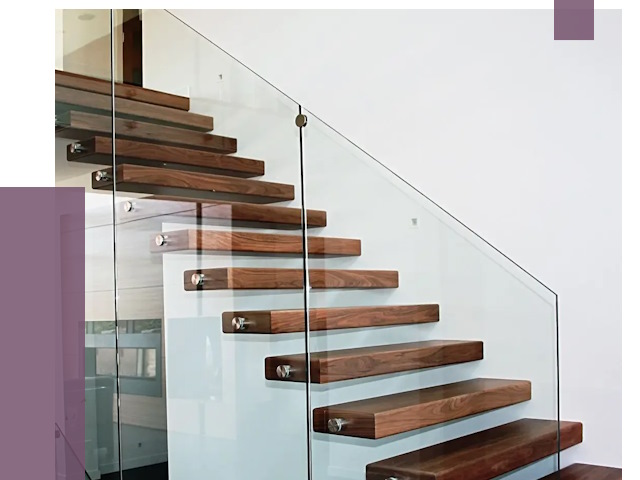 Стеклянные перила для лестницы в Кыштыме от 15060 руб.