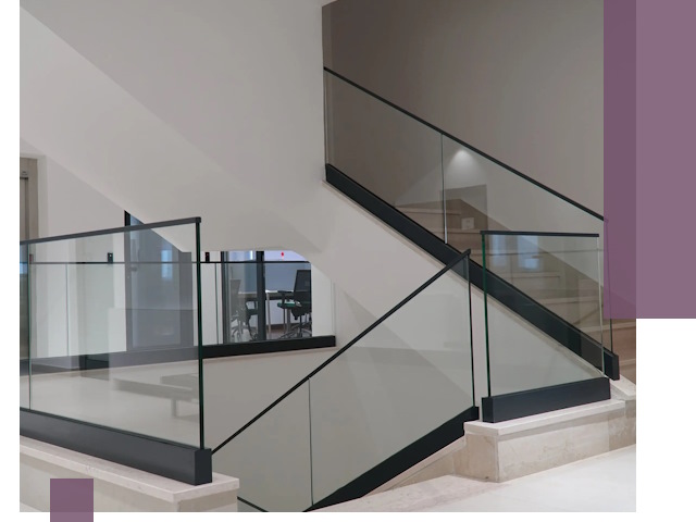 Стеклянные перила премиум-класса с установкой в Кыштыме