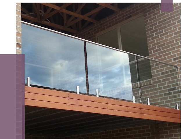 Стеклянные парапеты на крыше и террасе в Кыштыме от 11684 руб. | ПРОЛЁТ-Кшт